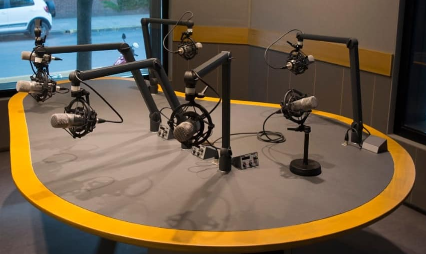 Trabajadores de radios realizan retención de tareas por falta de acuerdo salarial